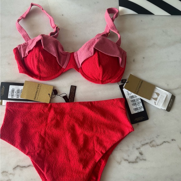 NWT VIX Swimwear Firenze Jade Bikini top and bottoms set.